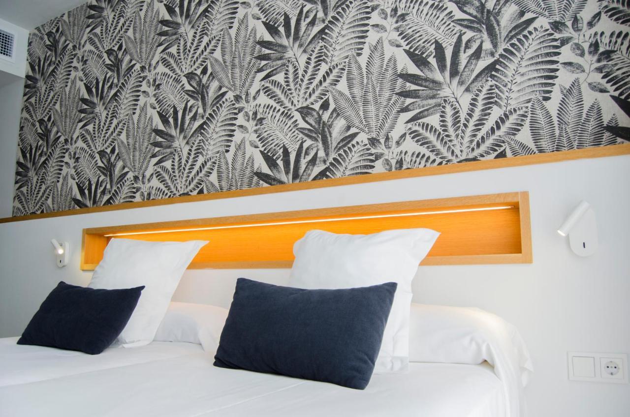 Hotel Anfora Ibiza Es Canar  Luaran gambar